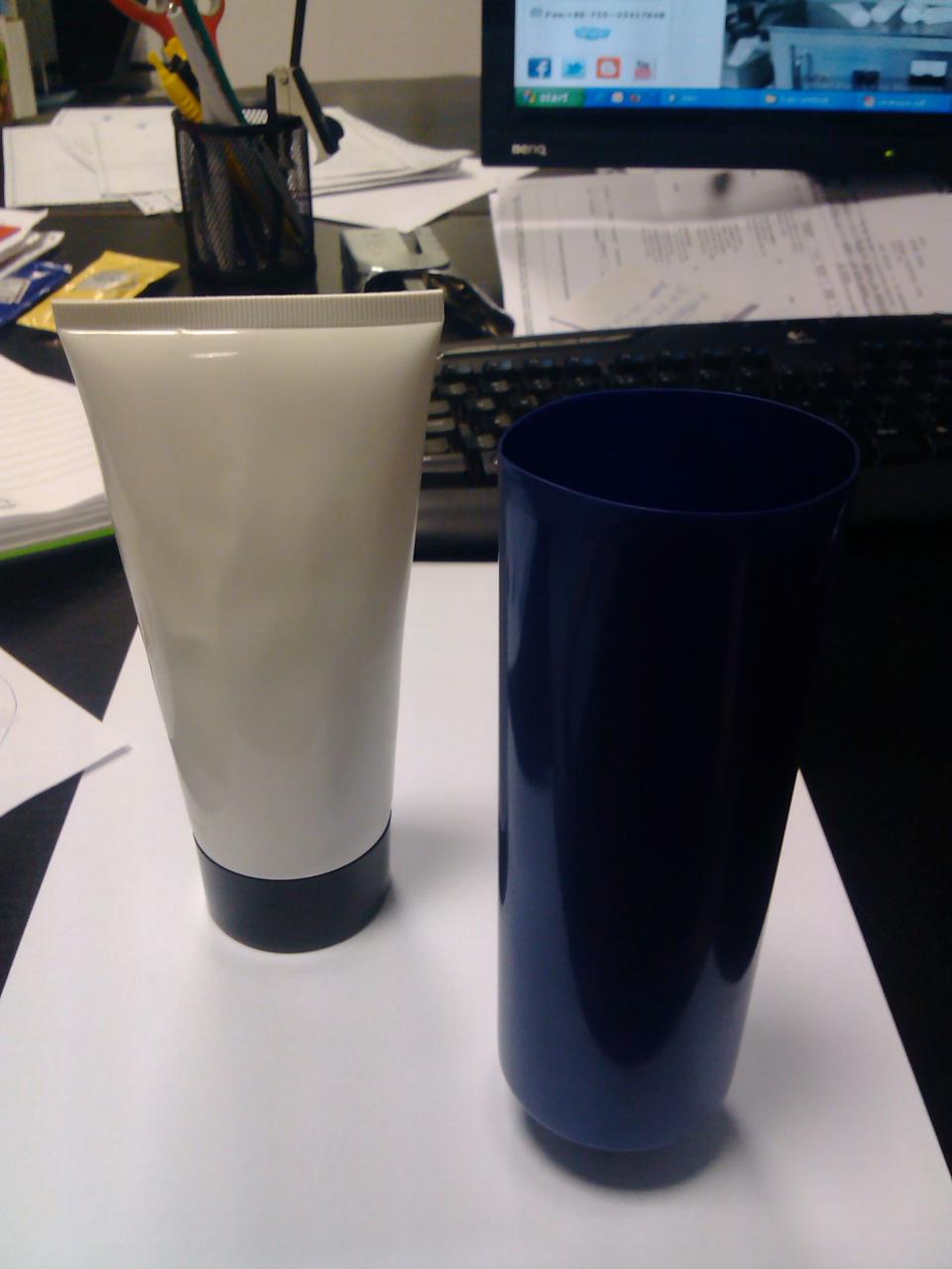 ultrasonic tubes sealing machine samples for tubes Marina Dimitrov ultrazvučni stroj za zavarivanje cijevi.jpg