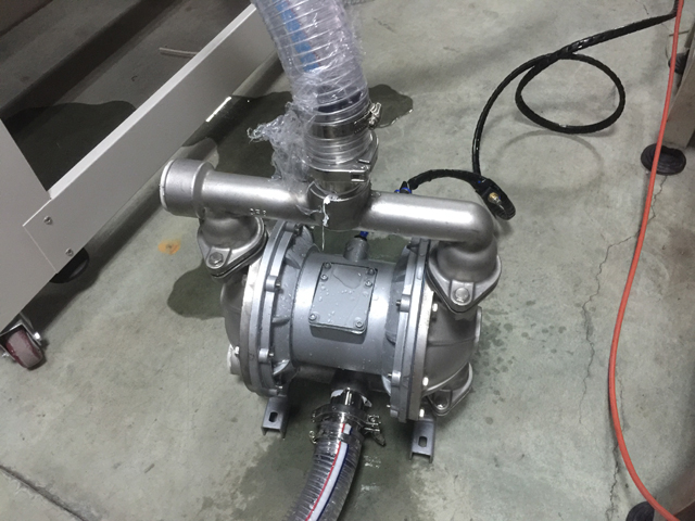 pretočna pumpa za punila (1).JPG