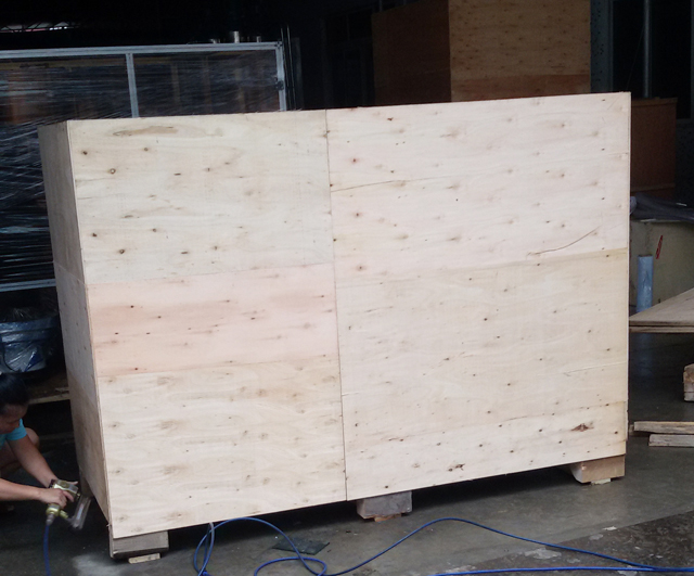 pakiranje strojeva za 6 glava preljevne linije za punjenje.jpg