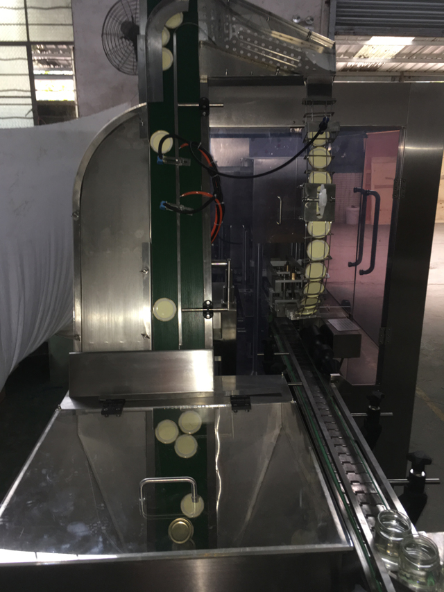 proces vakuumskog zatvaranja staklenki.JPG