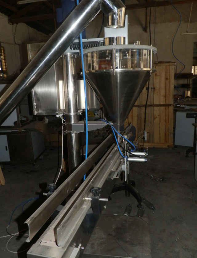 lateral shot for auger filling machine powder pužna punila tvornica brašna.jpg