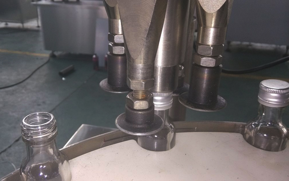 ropp_cap_sealing_machine_bottle_chapper_machine_with_single_h