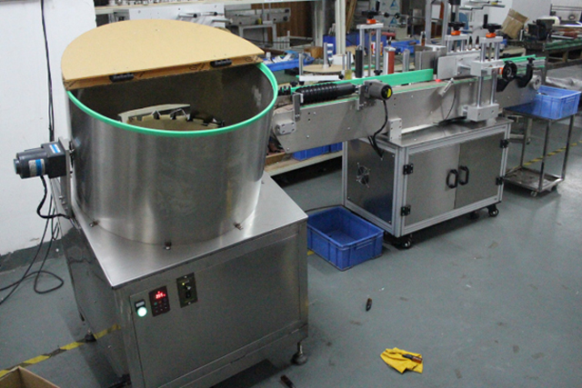 boca unscrambler feeding (3).jpg