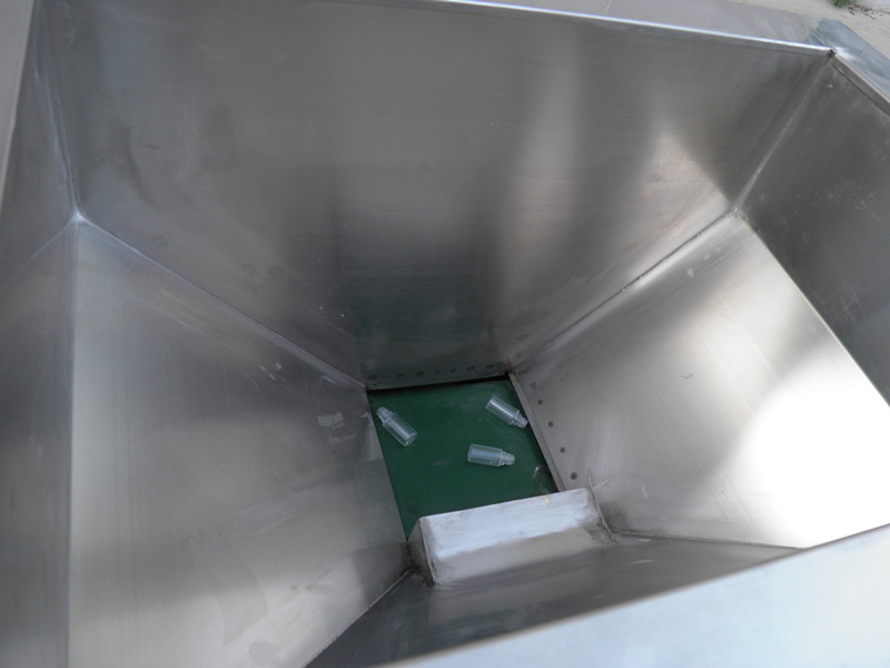 E liquid unscrambler for filling capping line dešifrar boca za E tekućinu.jpg