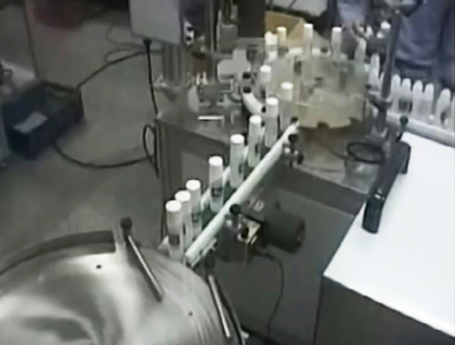 punjenje strojeva za zatvaranje.jpg