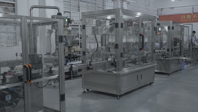 linija za punjenje praha u prahu tvornički prihvaća.JPG