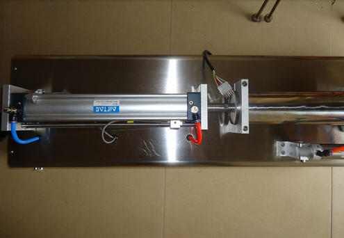good quality liquid filling machines cilindar za punilicu.jpg