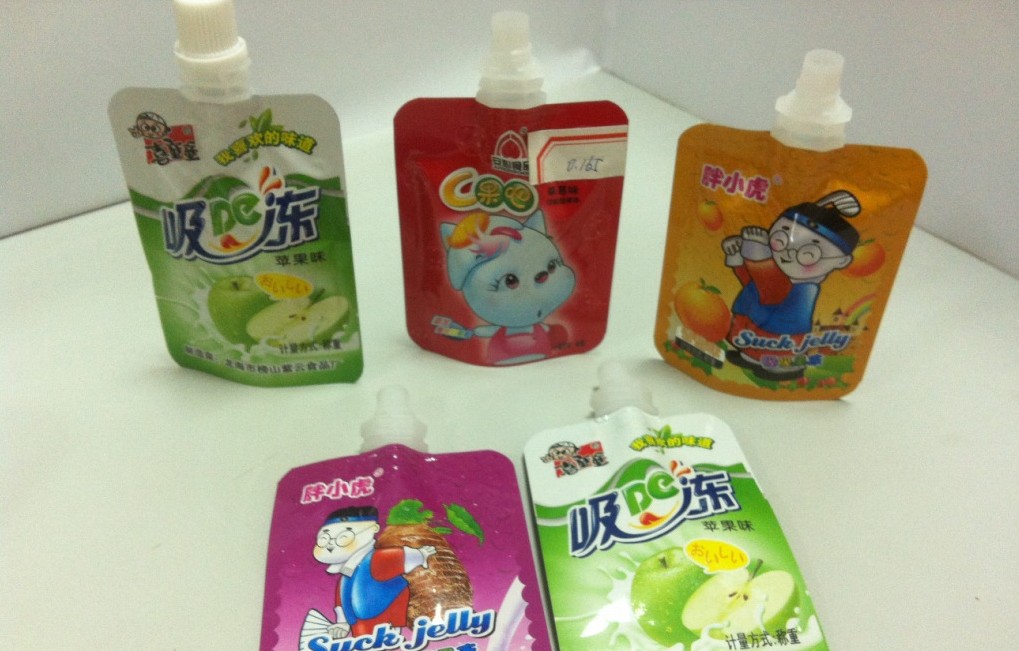 stand up bags for filling vrećice s izljevom s jednom glavom, punjenje s spremnikom .jpg