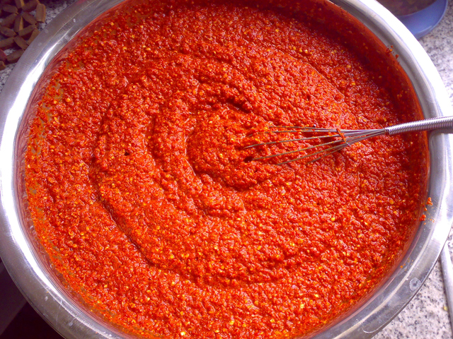 tomato sauce for filling Umak od papra.jpg