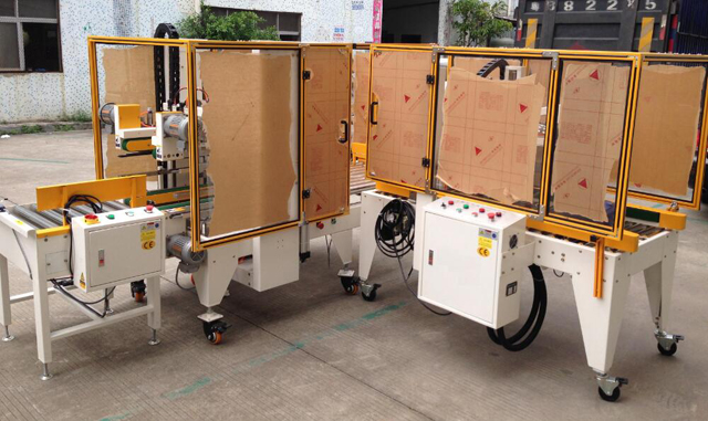 strojevi za brtvljenje u tvornici.jpg